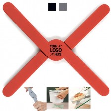 Cross Shaped Silicone Expanding Trivet